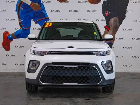 Used 2021 Kia Soul LX image 19