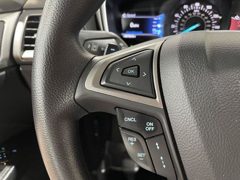 Used 2020 Ford Fusion SE AWD/4WD image 14