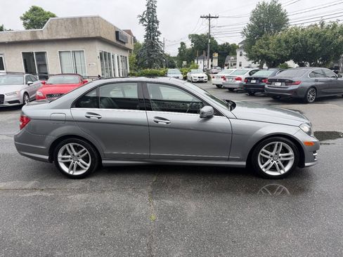 Used 2013 Mercedes-Benz C 300 4MATIC Sedan image 8