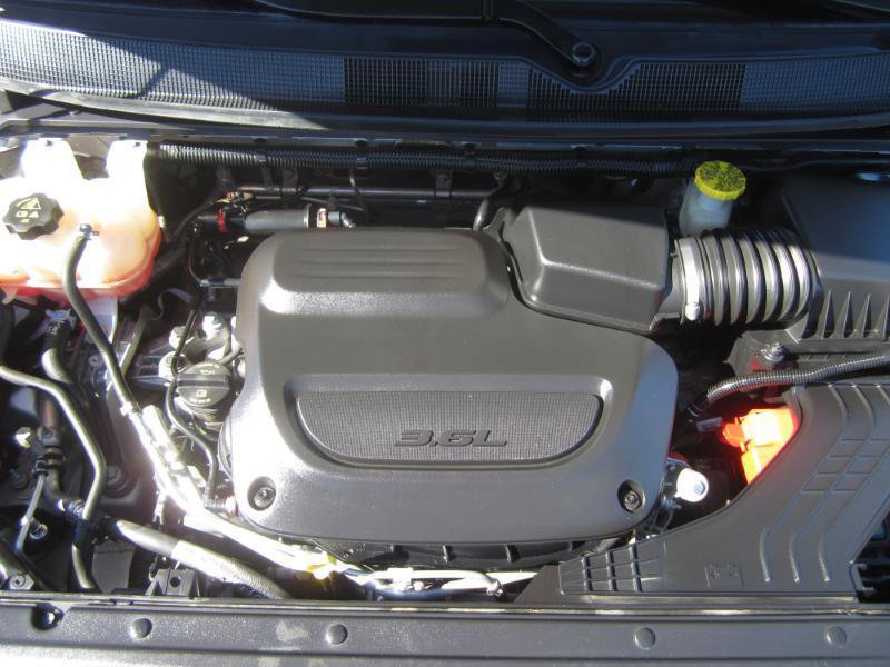Used 2023 Chrysler Voyager LX FWD image 39