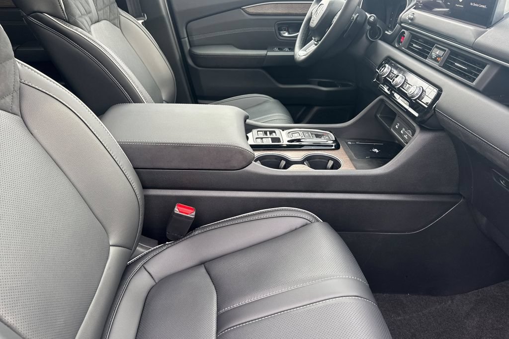 New 2026 Honda Pilot Elite image 16