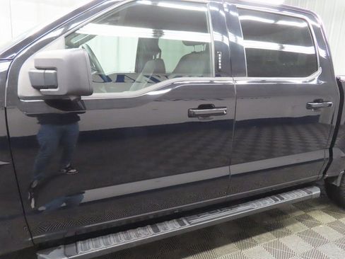 Used 2024 Ford F150 XLT w/ XLT Black Appearance Package image 45