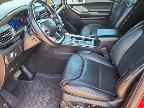 Used 2020 Ford Explorer ST w/ ST High-Performance Pack AWD/4WD image 7