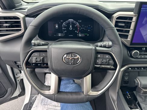 New 2026 Toyota Sequoia Platinum AWD/4WD image 17