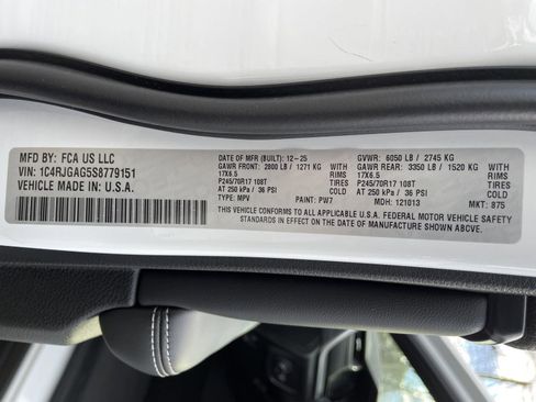 New 2025 Jeep Grand Cherokee Laredo w/ MOPAR Finishing Package image 11