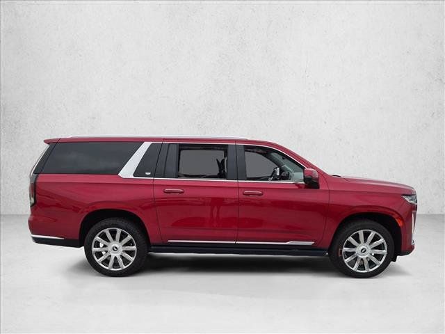 Used 2021 Cadillac Escalade ESV Premium Luxury Platinum AWD/4WD image 4