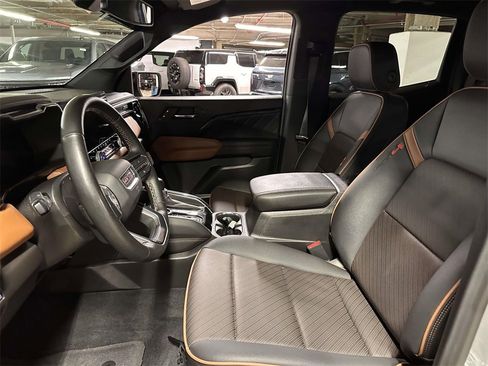 Used 2024 GMC Canyon AT4 w/ AT4 Premium Package image 15