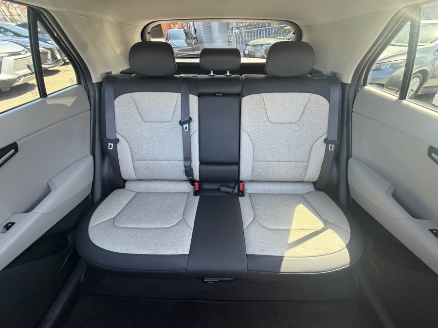Used 2024 Kia Niro Wave FWD image 39