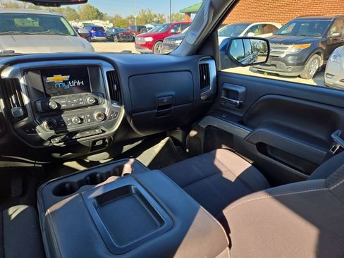 Used 2015 Chevrolet Silverado 1500 LT w/ LT Convenience Package AWD/4WD image 11