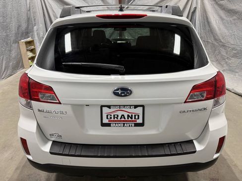 Used 2013 Subaru Outback 2.5i Limited w/ Moonroof Pkg AWD/4WD image 5