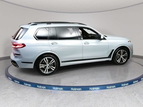 Used 2026 BMW X7 xDrive40i w/ M Sport Package AWD/4WD image 10