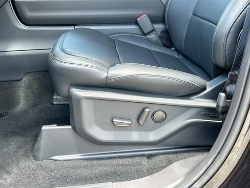 New 2026 Ford Expedition Max Platinum w/ Stealth Appearance Package AWD/4WD image 14