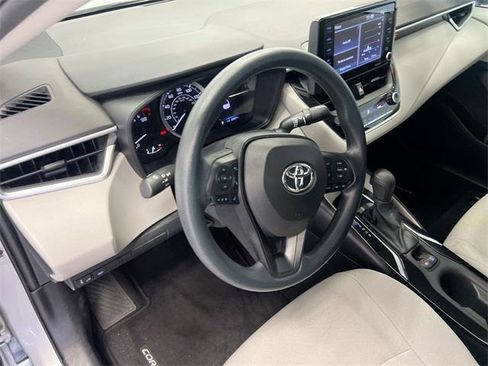 Certified 2022 Toyota Corolla LE image 15