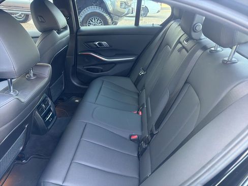 Used 2021 BMW 330i Sedan w/ Convenience Package image 9