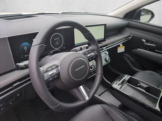 New 2026 Hyundai Tucson Limited video 3