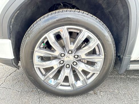 Used 2024 GMC Sierra 1500 Denali w/ Denali Reserve Package image 12