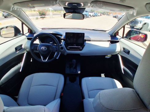 New 2026 Toyota Corolla Cross LE FWD image 19