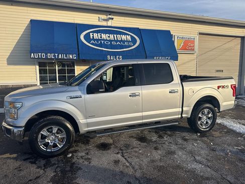 Used 2016 Ford F150 XLT w/ Equipment Group 301A Mid image 3