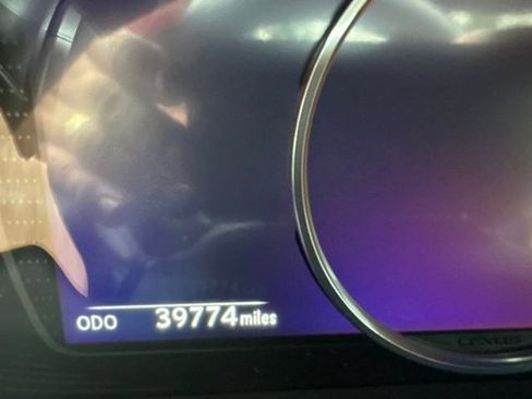 Used 2024 Lexus ES 350 w/ Premium Package FWD image 7
