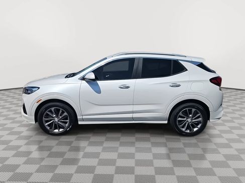 Used 2022 Buick Encore GX Select w/ Sport Touring Package FWD image 5