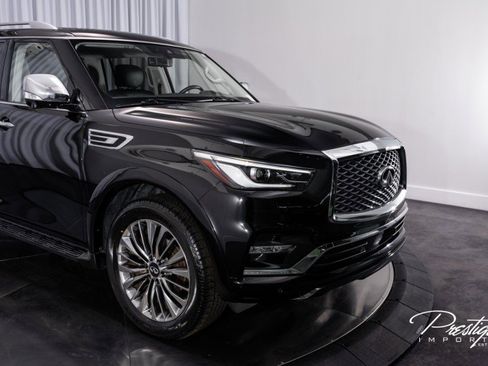 Used 2020 INFINITI QX80 Luxe w/ Proactive Package image 2