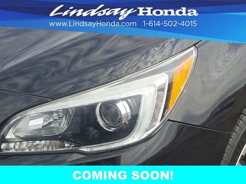 Used 2017 Subaru Outback 2.5i Limited image 2