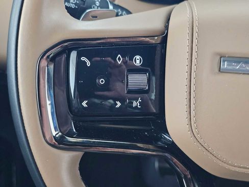 Used 2025 Land Rover Range Rover Sport Autobiography image 27