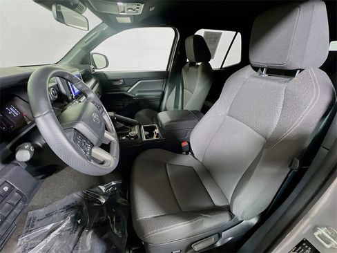 Certified 2025 Toyota 4Runner SR5 image 19