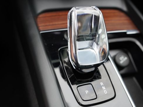 Used 2023 Volvo XC60 B5 Ultimate AWD/4WD image 33