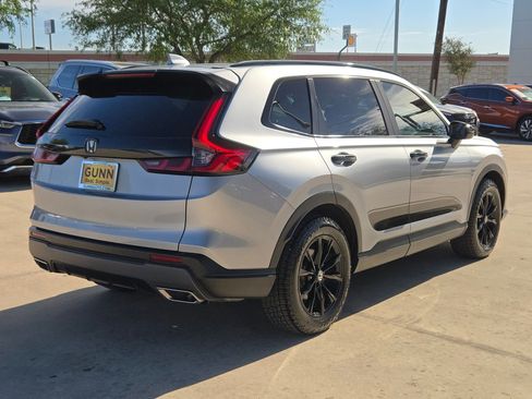 Used 2024 Honda CR-V Sport image 3