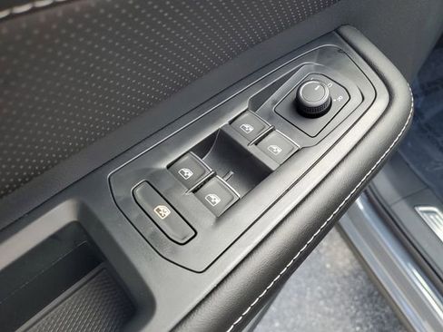 New 2026 Volkswagen Atlas SE image 15