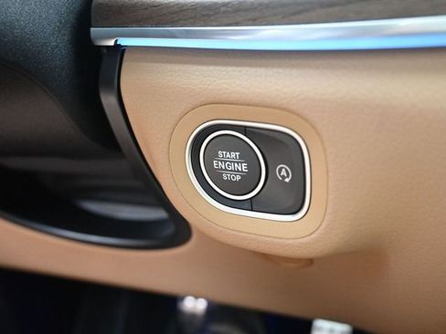 New 2026 Mercedes-Benz GLS 450 4MATIC image 17