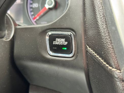 Used 2018 GMC Acadia SLE AWD/4WD image 29