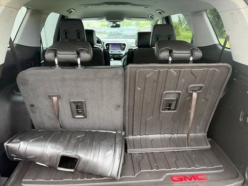 Used 2019 GMC Acadia SLT w/ LPO, Floor Liner Package FWD image 37