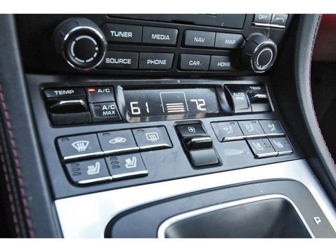 Used 2022 Porsche 718 Boxster image 20