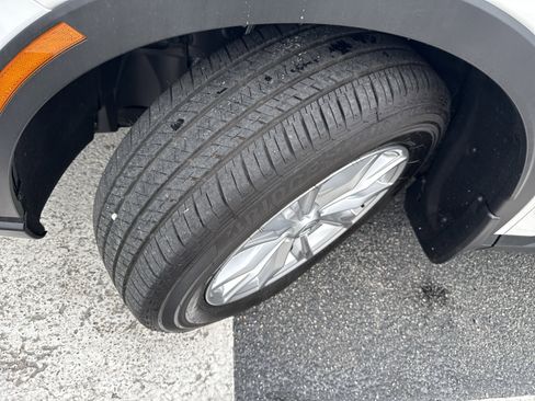 Used 2024 Honda CR-V EX-L image 7