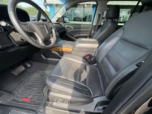 Used 2020 GMC Yukon Denali w/ Denali Ultimate Package image 27