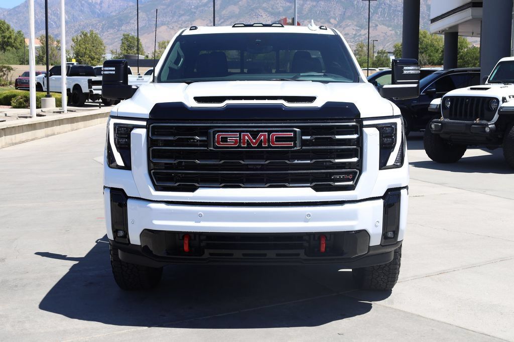 New 2026 GMC Sierra 2500 AT4 w/ AT4 Premium Plus Package AWD/4WD image 9