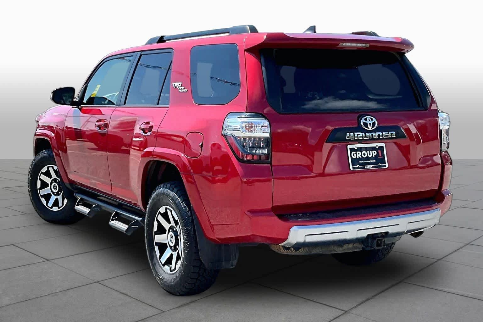 Used 2023 Toyota 4Runner TRD Off-Road Premium w/ Moonroof Package AWD/4WD image 10