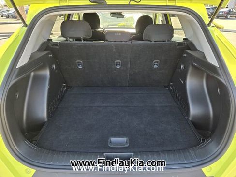 Used 2024 Hyundai Kona SEL image 17