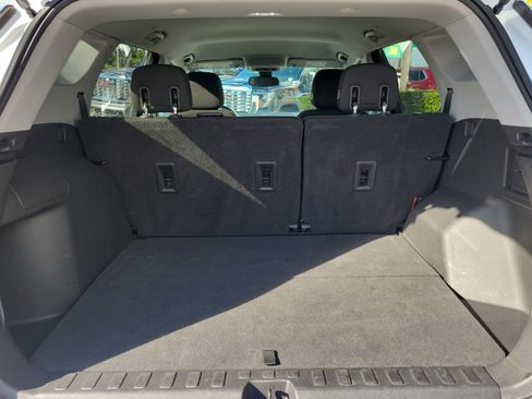 Used 2020 GMC Terrain SLE image 14