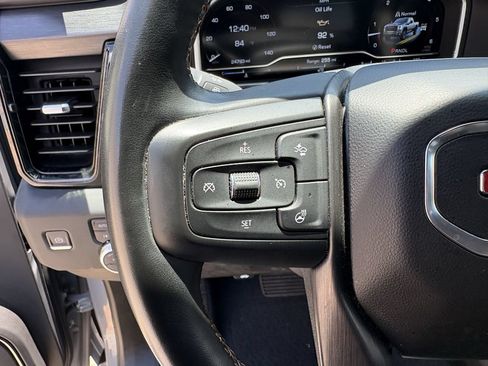 Used 2024 GMC Sierra 2500 AT4 w/ AT4 Premium Plus Package AWD/4WD image 16