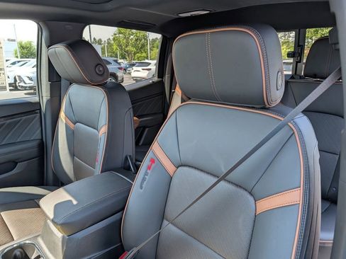 New 2026 GMC Canyon AT4 w/ Technology Plus Package AWD/4WD image 11