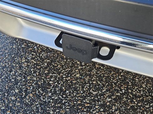 Used 2021 Jeep Cherokee Limited w/ Trailer Tow Group image 23