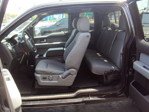 Used 2014 Ford F150 XLT w/ XLT Chrome Package AWD/4WD image 7