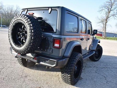 Used 2021 Jeep Wrangler Unlimited Sahara AWD/4WD image 8