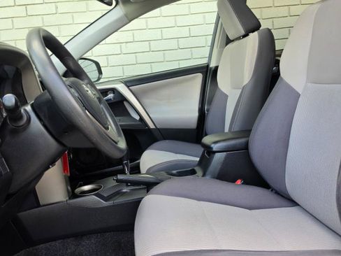 Used 2015 Toyota RAV4 XLE AWD/4WD image 11