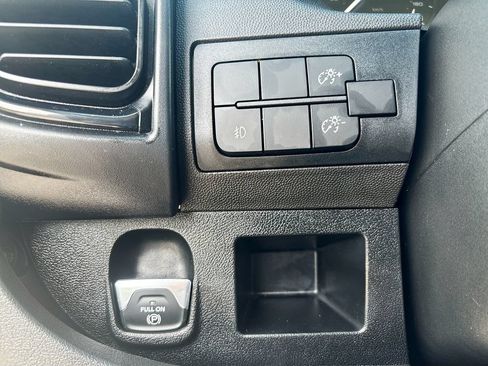 Used 2025 RAM ProMaster 2500 w/ Convenience Group FWD image 33