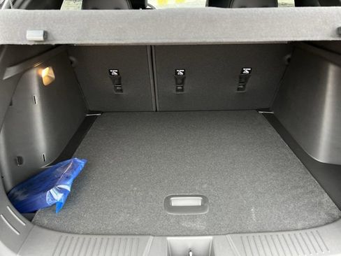 New 2026 Chevrolet Trax RS w/ Sunroof Package image 26