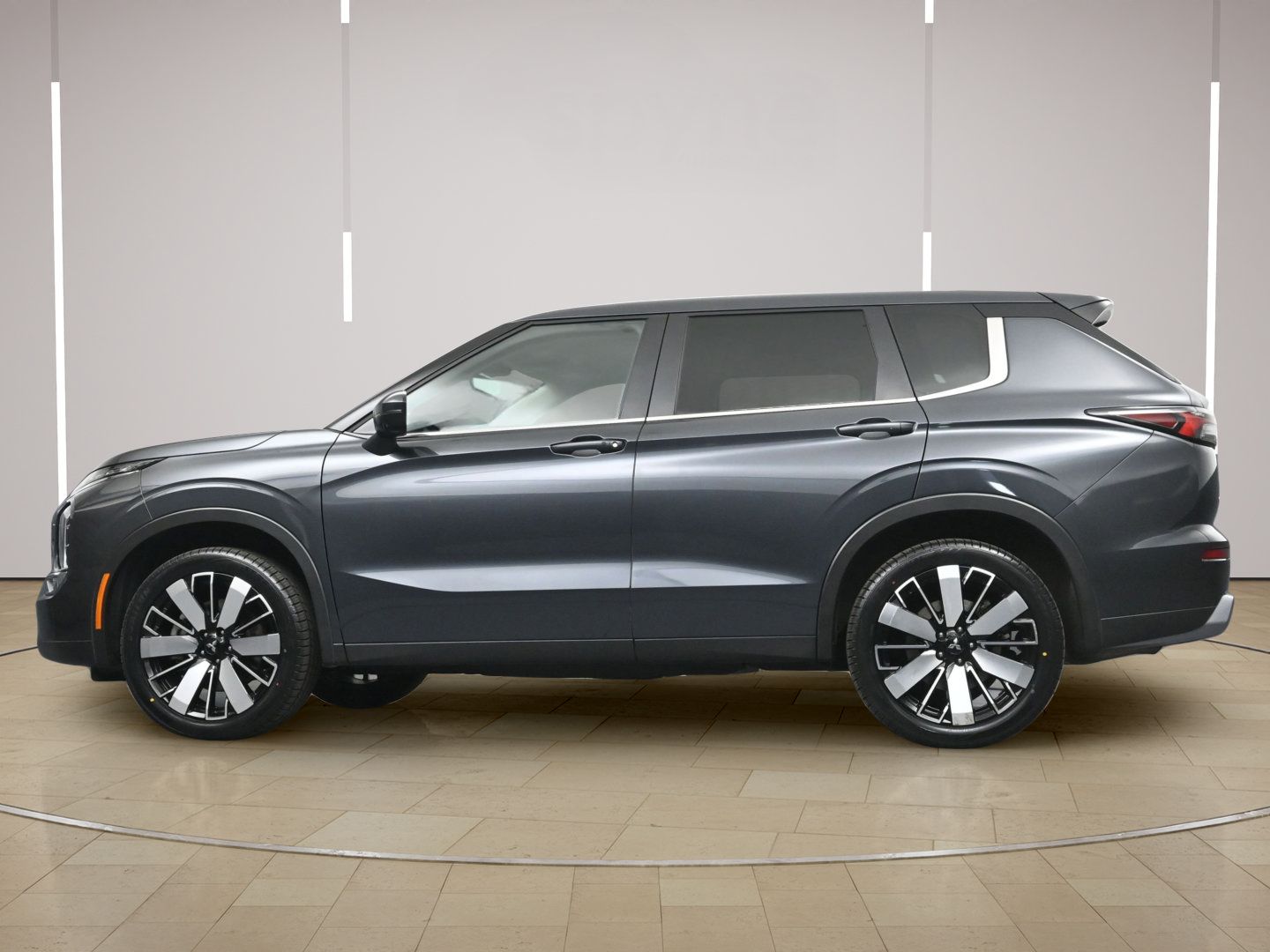 Used 2025 Mitsubishi Outlander SE AWD/4WD image 32